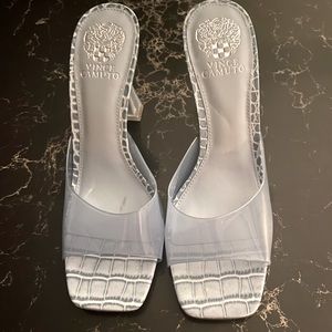 Vince Camuto Rendivi Slides